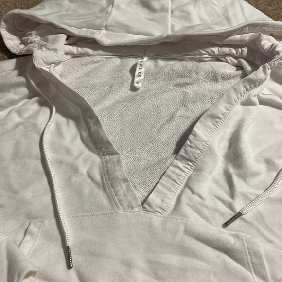 Fabletics V Neck Hoodie - Medium - Picture 3 of 6